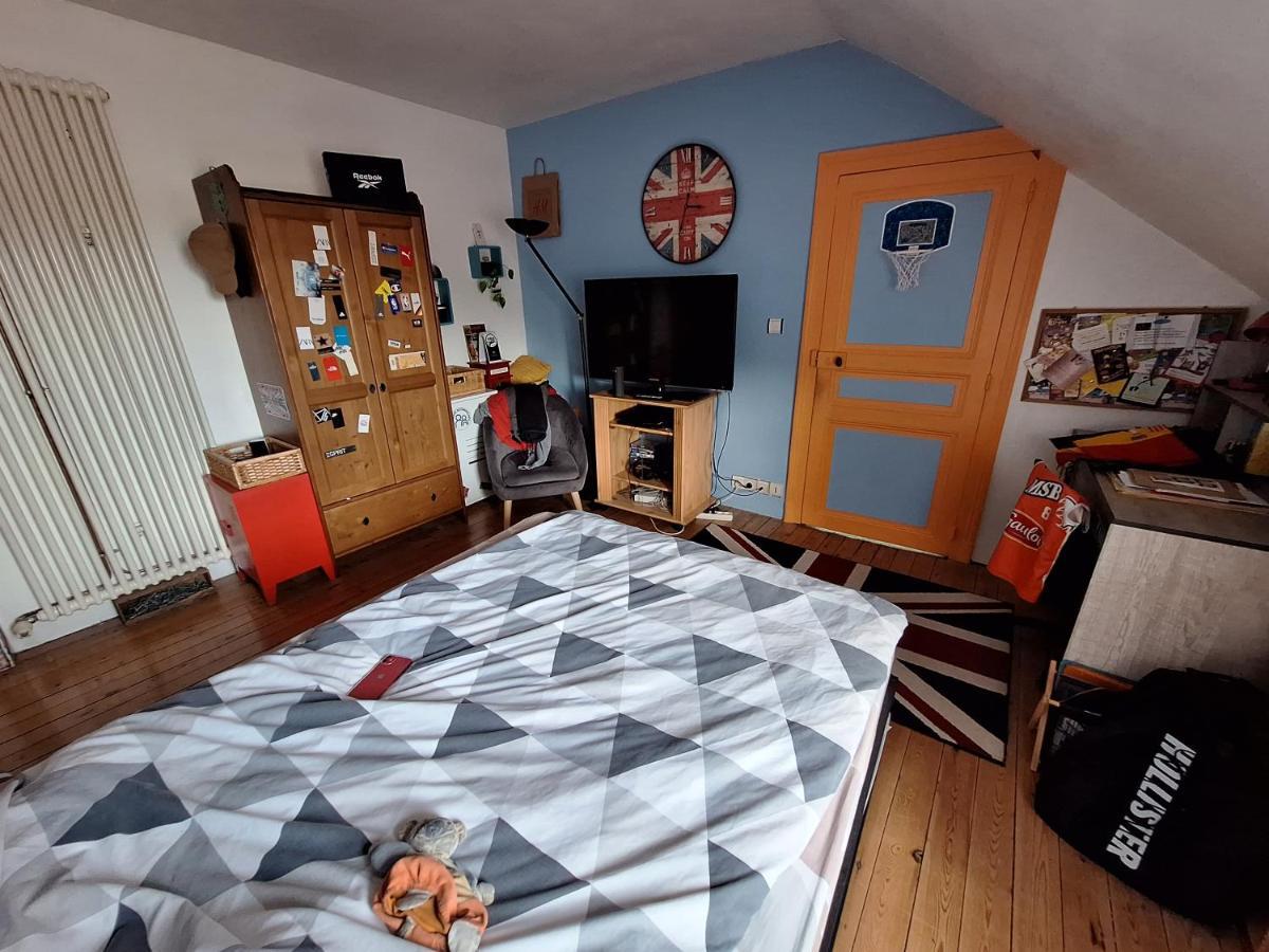 Chambre Chez L'Habitant 勒芒 外观 照片